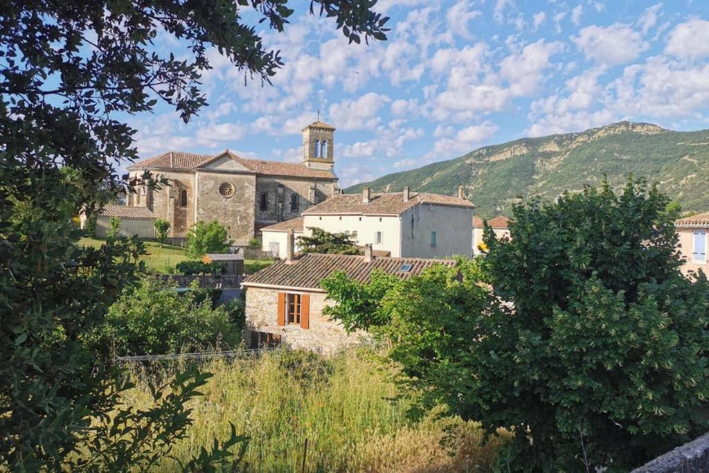 Gite Moderne En Drome Roche-Saint-Secret 外观 照片